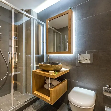 Pasithea Elegant Villa *