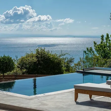 Pasithea Elegant Villa *